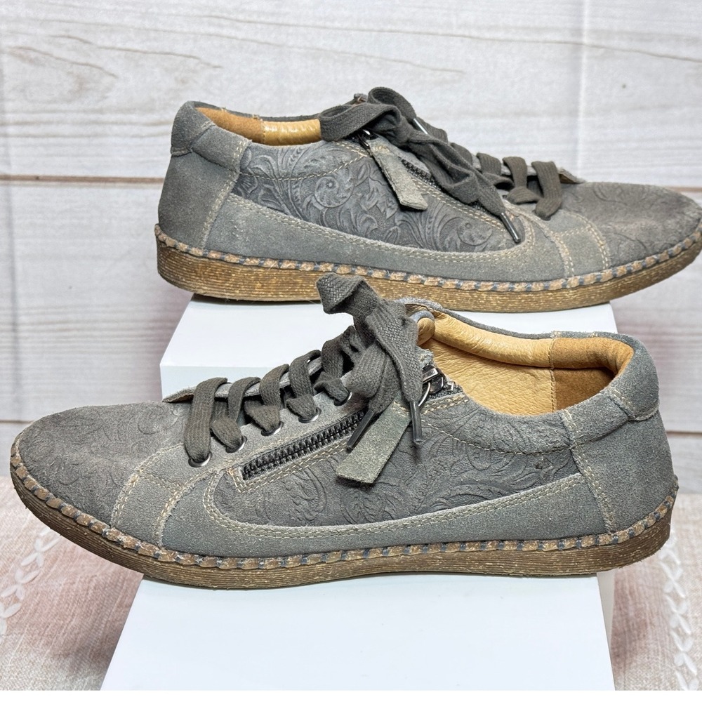 Biza Aztec 2 Grey Suede Floral Embossed Leather Sneakers Womens 40